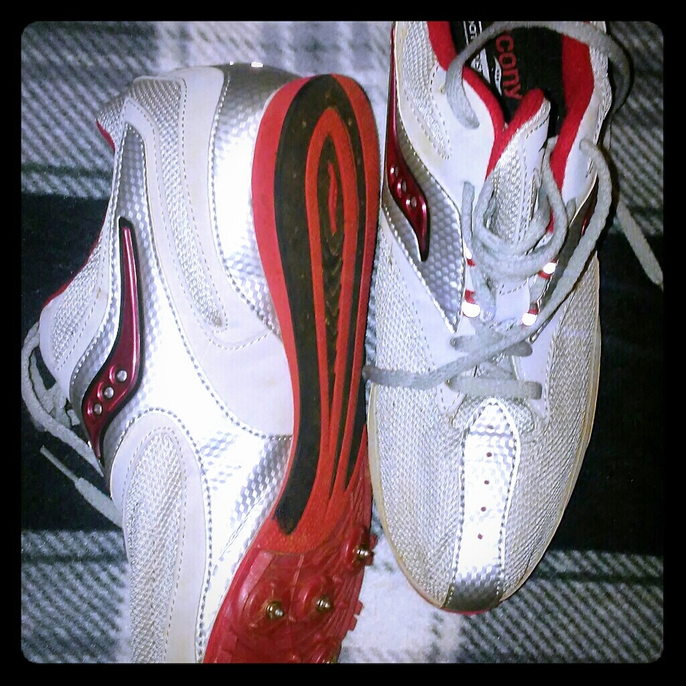Saucony Mens Velocity Distance Cleats Mens 10.5